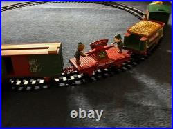 Pre-owned Holiday Express Train With Control Remote