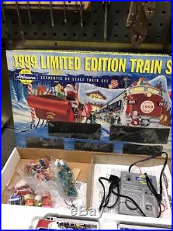 RARE Athearn 1999 Limited Edition Christmas Train Set With Extra Track