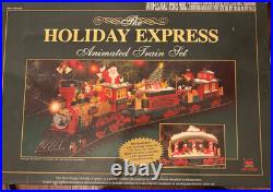 READ The HOLIDAY EXPRESS Animated Christmas Train Set #384 Pre-Owned and Com