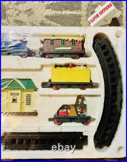 Rare Vintage North Pole Station Santa Christmas Train Set Toy State Industrial