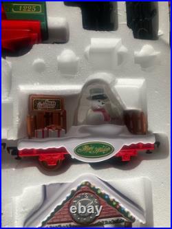 SANTA EXPRESS Christmas Train Set. EZTEC Biggest 41 Pieces Tested? See Video SANTA EXPRESS Christmas Train Set. EZTEC Biggest 41 Pieces Tested? See Video