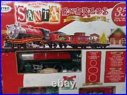 SANTA EXPRESS Train Set Christmas EZTEC 35 Piece In box from 2017