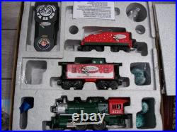 The Christmas Express Lionelchief set withBluetooth 6-82982 Lionel Christmas Train