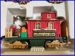 The HOLIDAY EXPRESS Animated Christmas Train Set #380 New Bright