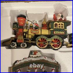 The HOLIDAY EXPRESS Animated Christmas Train Set #380 New Bright 1990s MINT COND