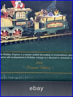 The HOLIDAY EXPRESS Animated Christmas Train Set #380 VINTAGE 1996 READ