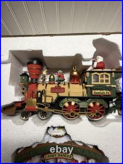 The HOLIDAY EXPRESS Animated Christmas Train Set #380 VINTAGE 1996 READ