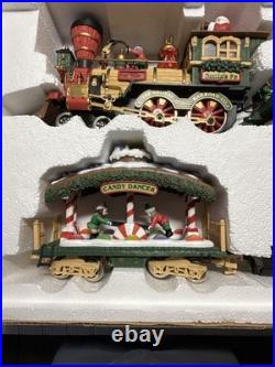 The HOLIDAY EXPRESS Animated Christmas Train Set #380 VINTAGE 1996 READ