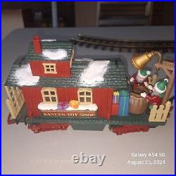 The HOLIDAY EXPRESS Animated Christmas Train Set #385 New Bright