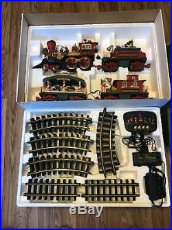 The HOLIDAY EXPRESS Animated Train Set #384 Christmas By NEW BRIGHT