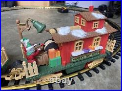 The Holiday Express Animated Electric Train Set NO. 380 New Bright 1996 Tested