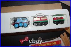 Thomas & Friends Wooden Railway Train Tank Around the Tree Christmas Set w Box