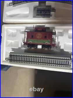 Thomas Kincaid Christmas 6 Train Set With Extras 9 Boxes Total Thomas Kincaid Christmas 6 Train Set With Extras 9 Boxes Total