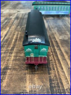 Thomas Kinkade Christmas Express Hawthorne Village Locomotive Bachmann 4 Cars