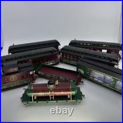 Thomas Kinkade Hawthorne Village Christmas Express Train Set Red 8 Pcs