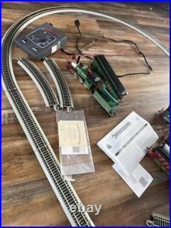 Thomas Kinkade Hawthorne Village Christmas Express Train Set WithTracks