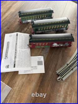 Thomas Kinkade Hawthorne Village Christmas Express Train Set WithTracks Thomas Kinkade Hawthorne Village Christmas Express Train Set WithTracks