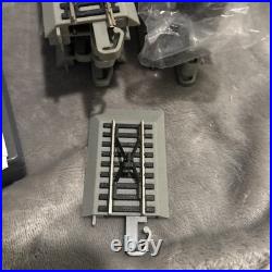 Thomas Kinkades Christmas Express Train Set Engine 9 Cars & Track