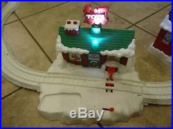 Thomas Train Trackmaster Christmas Delivery Set Complete VHTF