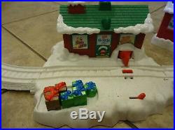 Thomas Train Trackmaster Christmas Delivery Set Complete VHTF