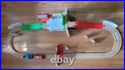 Thomas Wooden Railway Train Christmas Santa's Workshop Express Set Complete Thomas Wooden Railway Train Christmas Santa's Workshop Express Set Complete