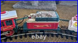 Used Santaland Electric Train Set With Animation And Lights Rare 1998