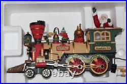 VINTAGE DILLARD'S TRIMMINGS CHRISTMAS ANIMATED ELECTRONIC TRAIN SET G SCALE Read