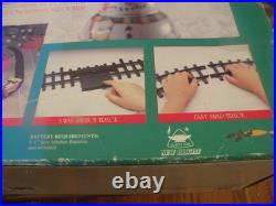 VTG Animated The Holiday Express-Musical Holiday Train Set 1996 WINTER BEARS NIB