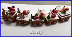VTG Hallmark Disney Christmas Express Collectors Train Set of 5 with Tracks NWT