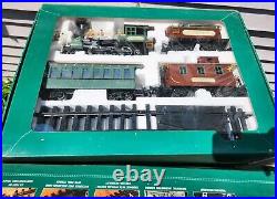 Vintage 1994 GreatLand Holiday Express Train Battery Powered Model Train Set