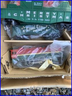 Vintage Lionel 6-21944 O-27 Gauge Christmas Musical Boxcar Train Set