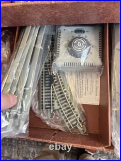 Vintage NY Giants COMPLETE TRAIN SET-NEW IN BOX-11 TRAINS! Never Used Q13