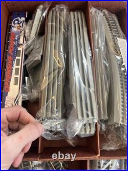Vintage NY Giants COMPLETE TRAIN SET-NEW IN BOX-11 TRAINS! Never Used Q13