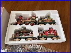 Vintage New Bright The HOLIDAY EXPRESS Animated Christmas Train Set #380 1996