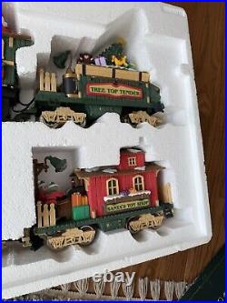 Vintage New Bright The HOLIDAY EXPRESS Animated Christmas Train Set #380 1996