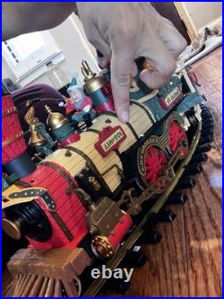 Vintage The HOLIDAY EXPRESS Animated Christmas Train Set #380 New Bright 1990s