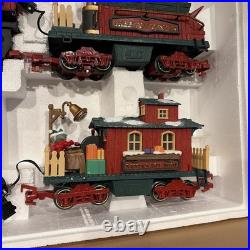 Vintage The HOLIDAY EXPRESS Animated Christmas Train Set #384 New Bright 1996