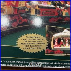 Vintage The HOLIDAY EXPRESS Animated Christmas Train Set #384 New Bright 1996
