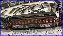 Vintage Thomas Kinkades Christmas Express Hawthorne Vlg. Train Set Never Used