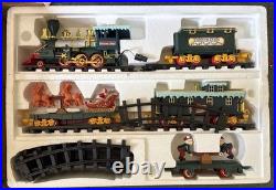 Vintage Toy State NORTH POLE CHRISTMAS MAGIC MUSICAL ANIMATED TRAIN