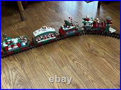 Vtg Dillard's Trimmings Christmas Animated Electronic Train Set G Scale Works