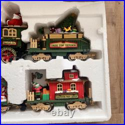 Vtg The HOLIDAY EXPRESS Animated Christmas Train Set #380 New Bright 1990s IOB